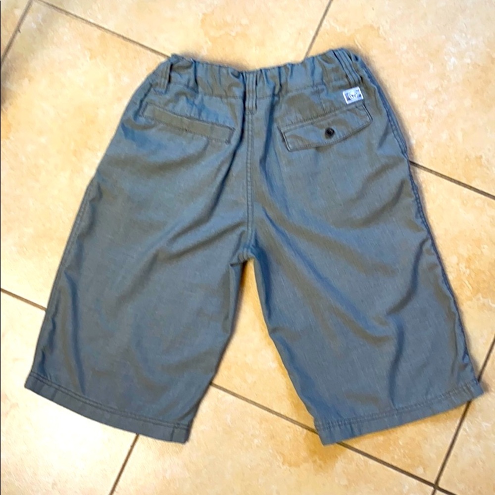 Shawn White boys adjustable shorts size 16
